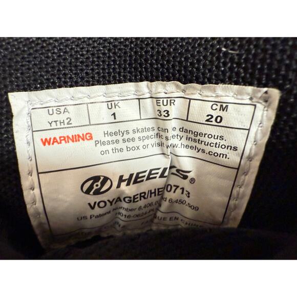 Heelys Unisex-Child Voyager Tennis Shoe, Black/White, 2 M US Big Kid NEW - Picture 4 of 8